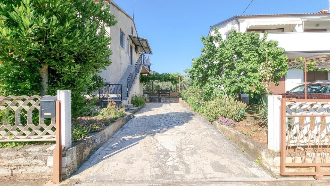 Ester Novigrad  Exterior photo